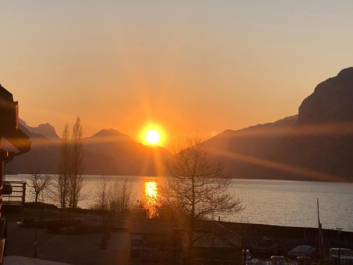 Luxuriöses Galerie-Penthouse direkt am Walensee Unterterzen Exterior foto