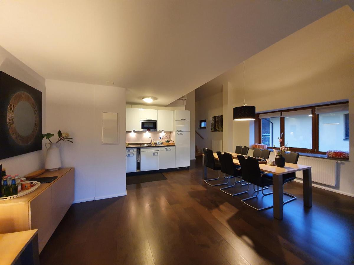 Luxuriöses Galerie-Penthouse direkt am Walensee Unterterzen Exterior foto
